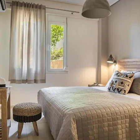 Deluxe Kefalonia Helios 1 Bedroom Outdoor Pool Villa Karavomylos